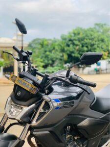 Yamaha FZs V4