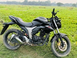 Suzuki Gixxer Monoton