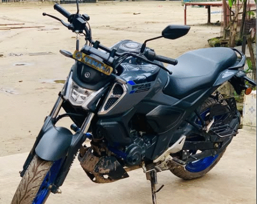 Yamaha FZs V4